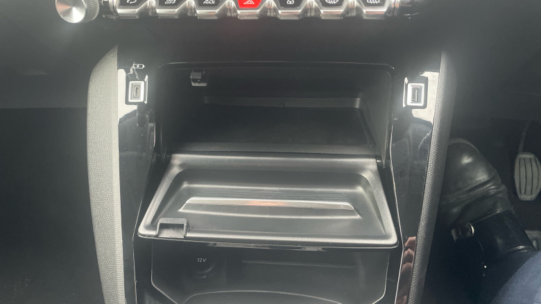 Peugeot 208 1.2 PureTech 100 Allure Premium 5dr Petrol Hatchback